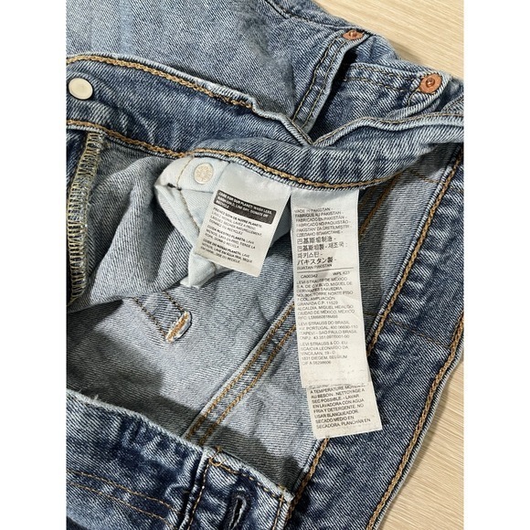 Levis 505 Jeans Mens 34x30 Blue Regular Straight Y2K Mid Rise Medium Wash Denim - Picture 4 of 16